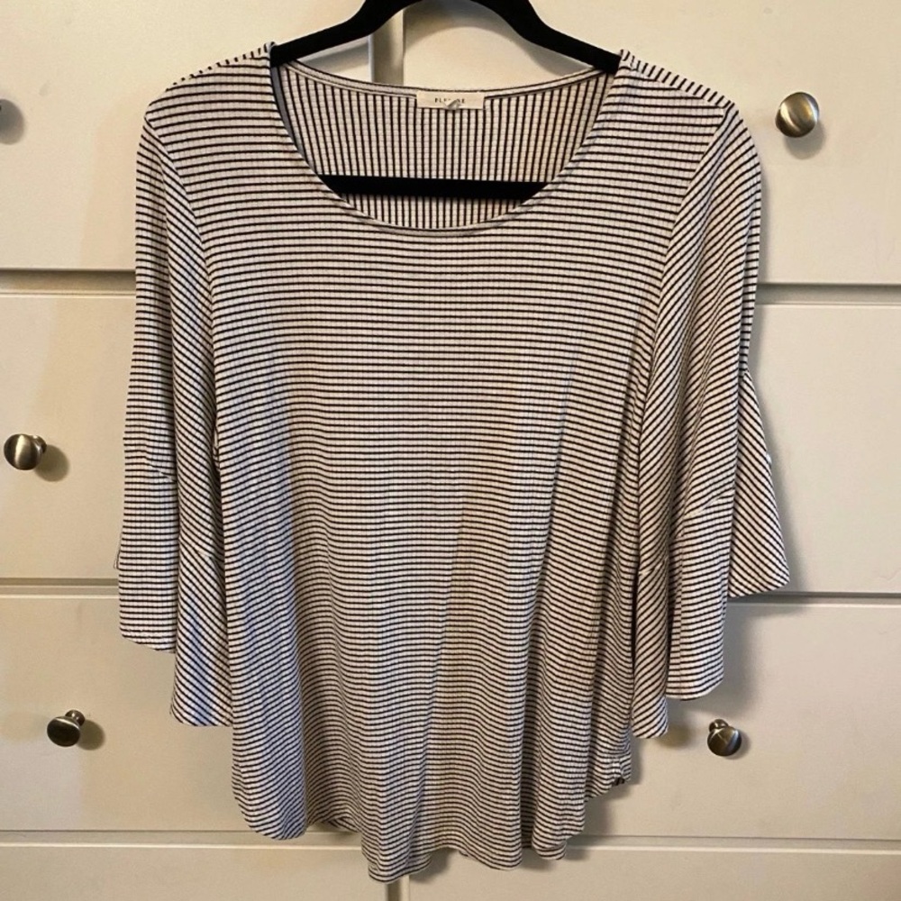 Pleione Anthro Top Womens M Black White Stripe Ruffle Short Sleeve Knit USA Made